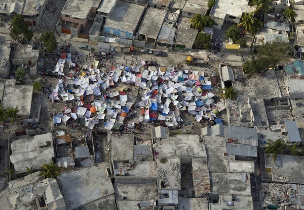 Imagen de cabecera de Haití, los otros terremotos en 210 años y 1460 días